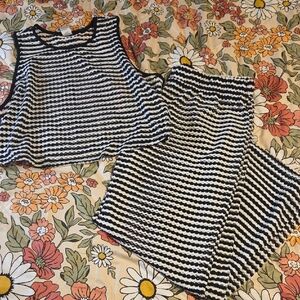 Time and Tru Black and White Textured Top